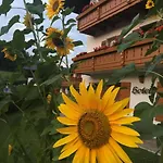 Weiherbach - Hallenbad Apartamento