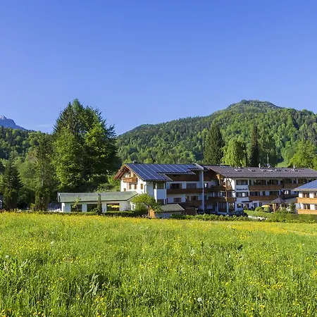 Weiherbach - Hallenbad *